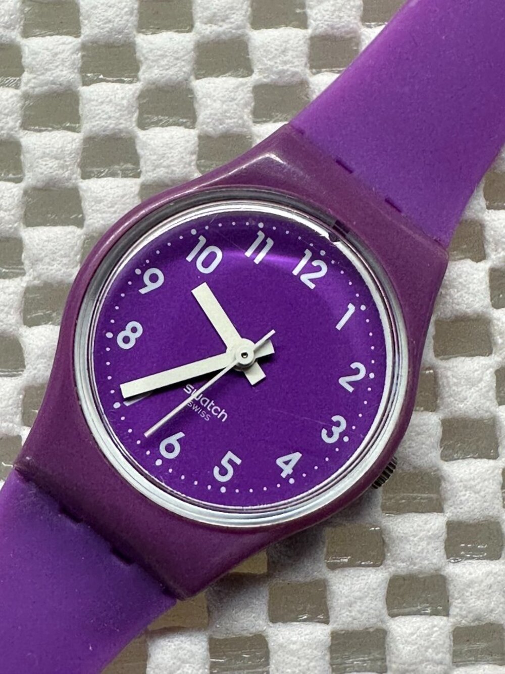 Swatch Watch Back to Sweet Purple LV115 Contemporary